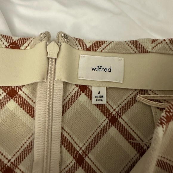 Aritzia Wilfred Knee Length Plaid Skirt - Picture 2 of 3